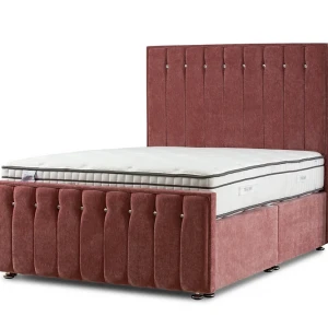 4'6 Ruby Bed Set with Diamonds + Footboard