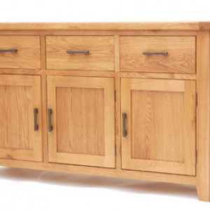 Hampshire 3-Door Sideboard